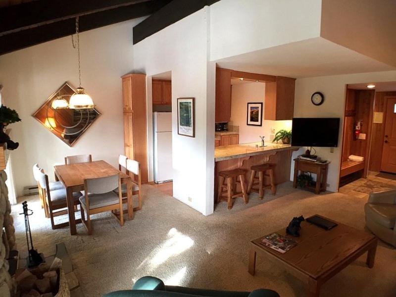 Standard Condos With Free Parking Mammoth Lakes Oda fotoğraf